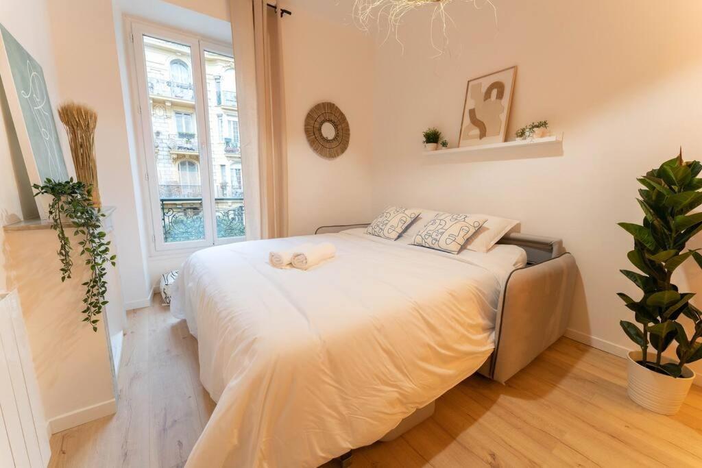 Appartement Elegant 4 Pieces Au Centre De